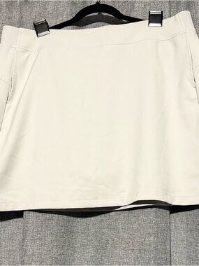 32 Degrees Women's Cream Active Skort